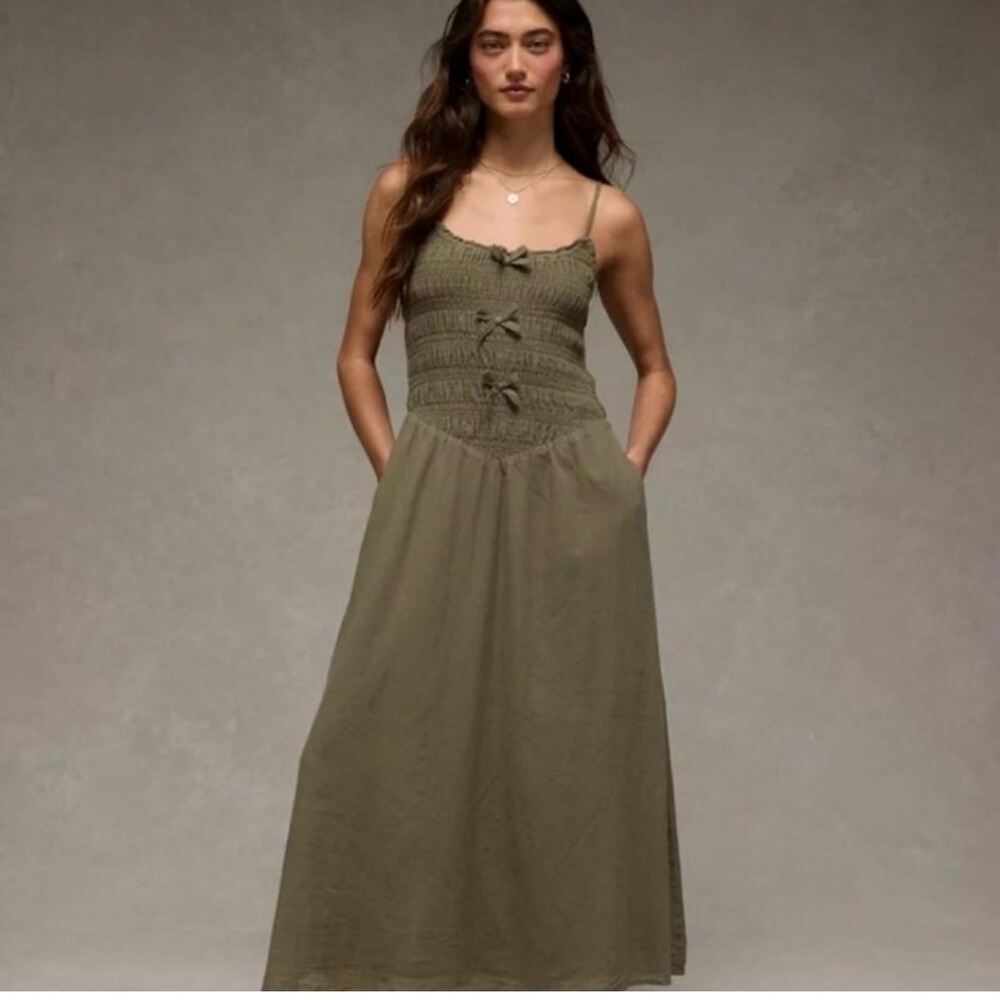 AE Bella Bow Midi dress